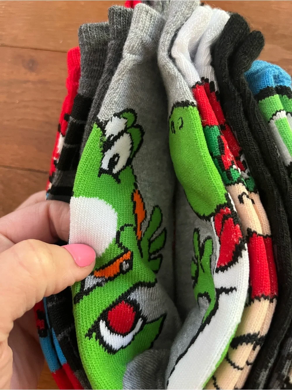6 Pairs Super Mario No-Show Socks Kids Shoe Size 3-9 NEW